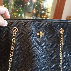 Elegant  Lucky Bees Black Woven Shoulder Bag with Gold Chain !!!